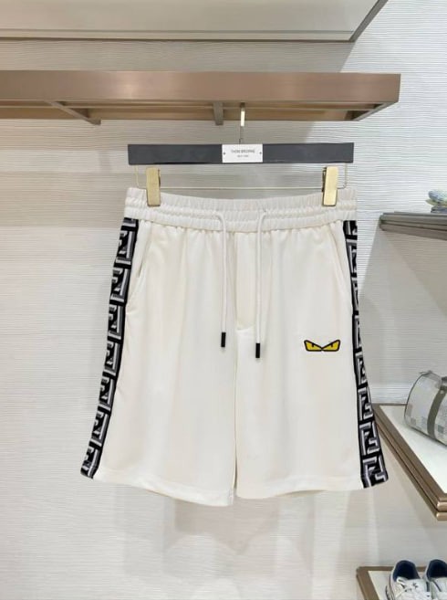 P230 巴宝莉 2026 春夏新款男士休闲短裤 五分裤 高端货简洁时尚大方定制原版进口面料简洁利落又清...